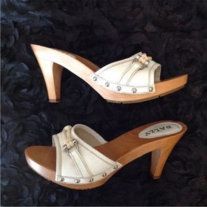 Bally High Heels Bally Black Italian Leather High Heel Classic Pumps